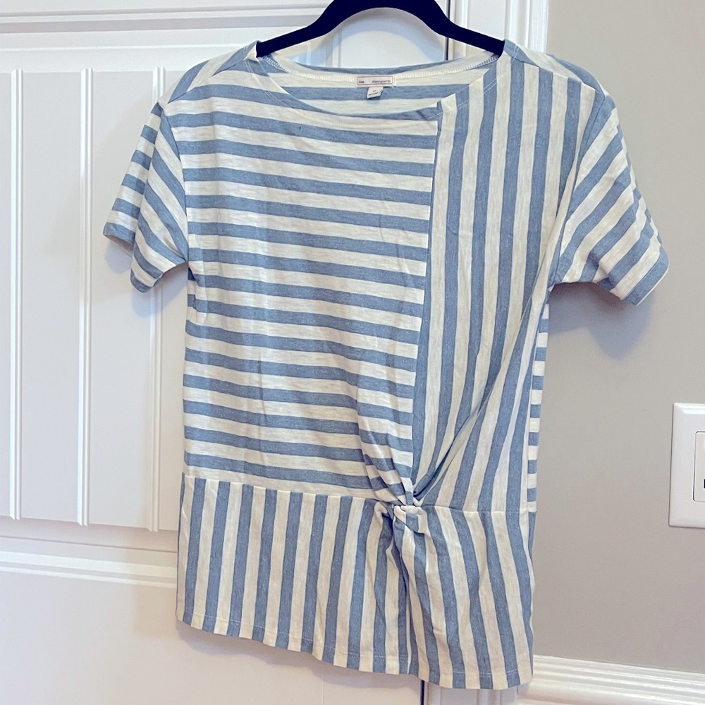 Gap short sleeve shirt